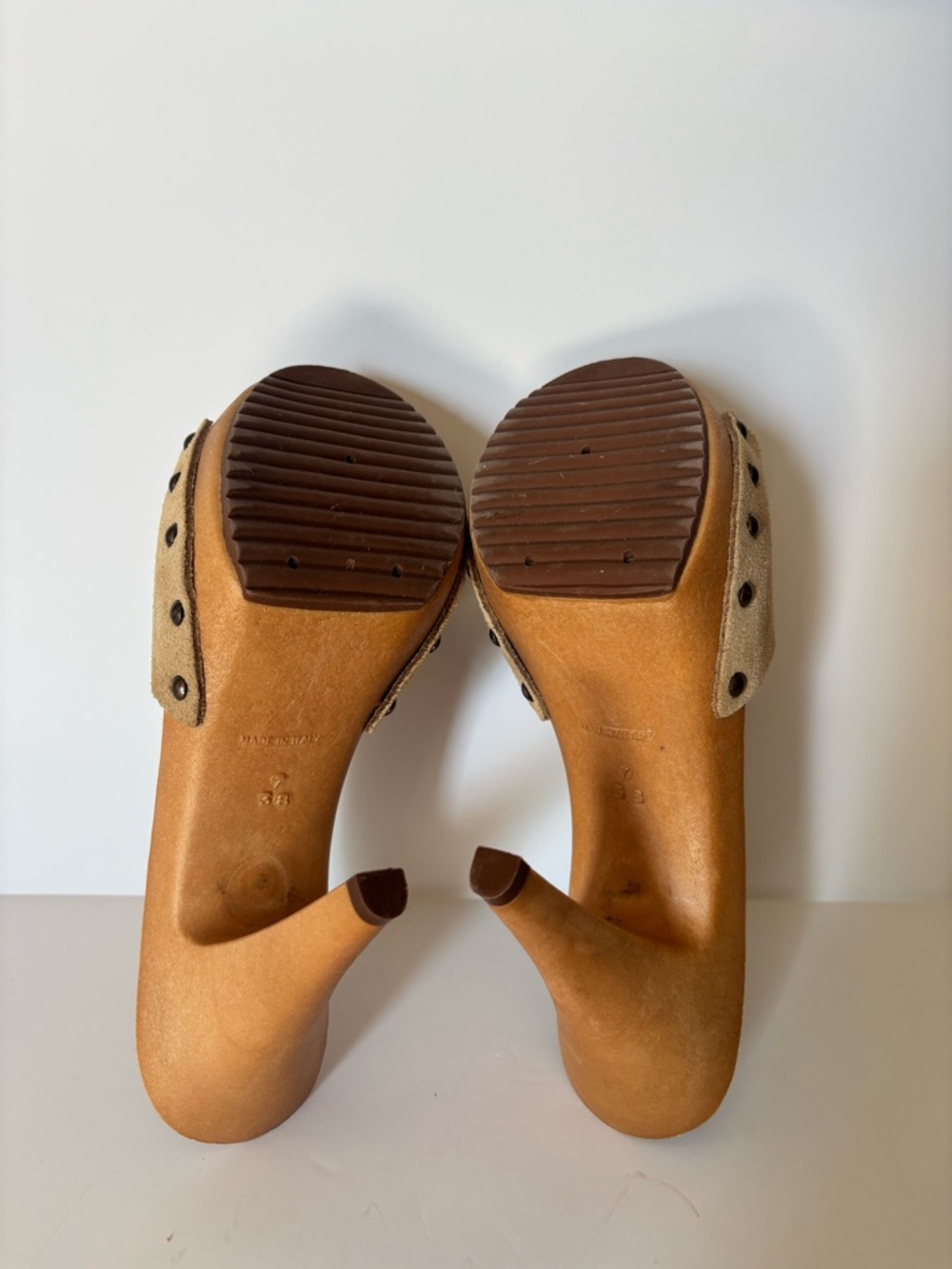 Candies Viviana Tan Suede Open-Toe Mules size 7 - Picture 6 of 7